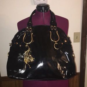 Juicy Couture Bags - Patent Leather Juicy Couture Shoulder Bag Juicy Couture Bags - Patent Leather Juicy Couture Shoulder Bag